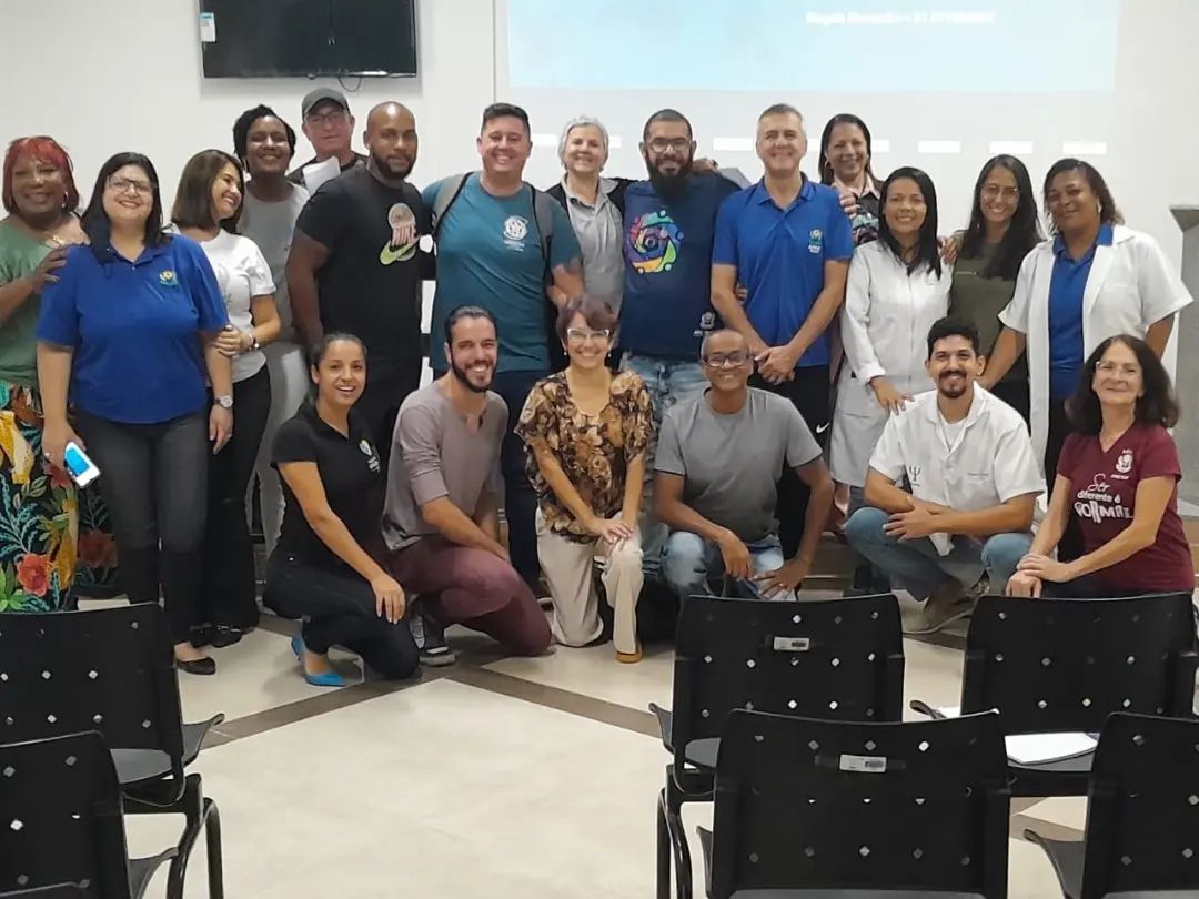 FEAPAES VISITA NITERÓI E APRESENTA PLANOS